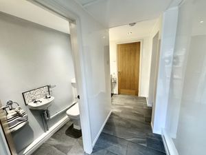 Photo 16- click for photo gallery